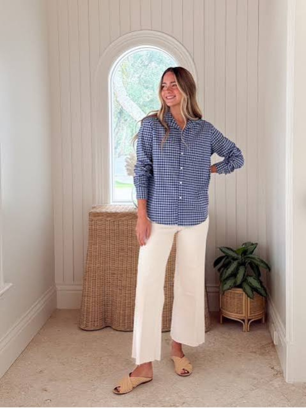 EILEEN
Relaxed Button-Up Shirt M ($370)